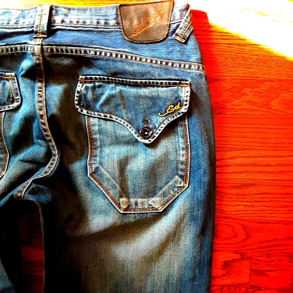 Ed Hardy Jeans Size 36 Distressed Boot Cut Flap - Picture 6 of 13